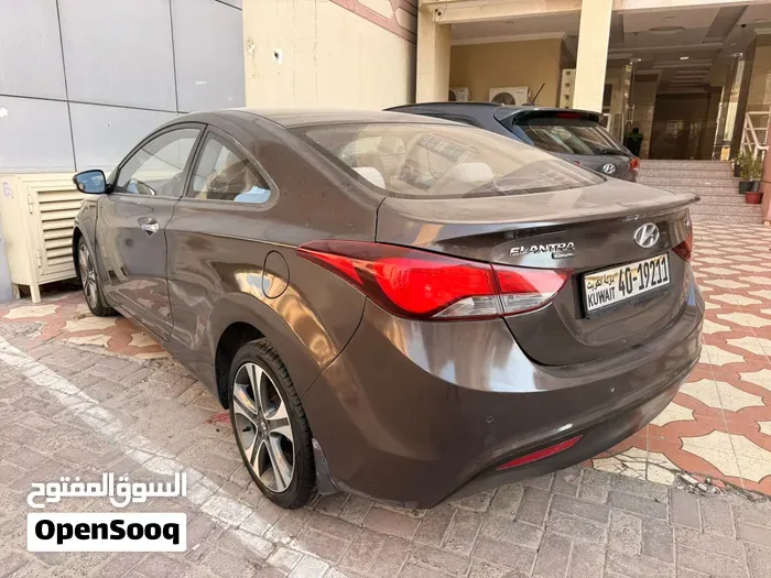 Hyundai Elantra 2016 photo 3