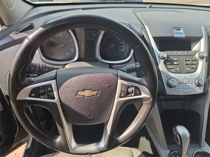 Chevrolet Equinox 2010 photo 3