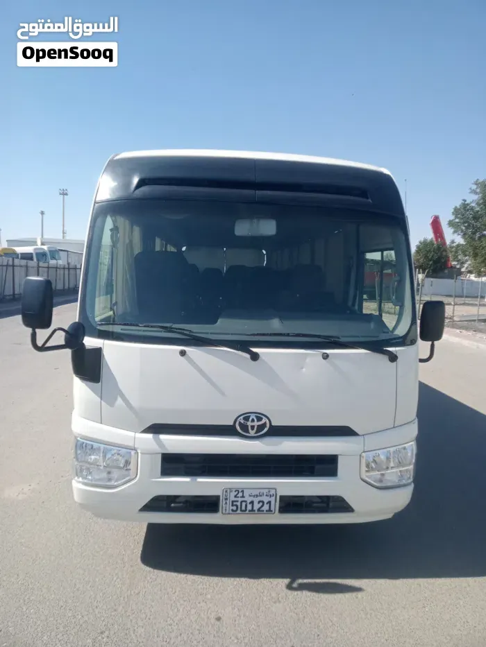 Toyota Hiace 2022 photo 3