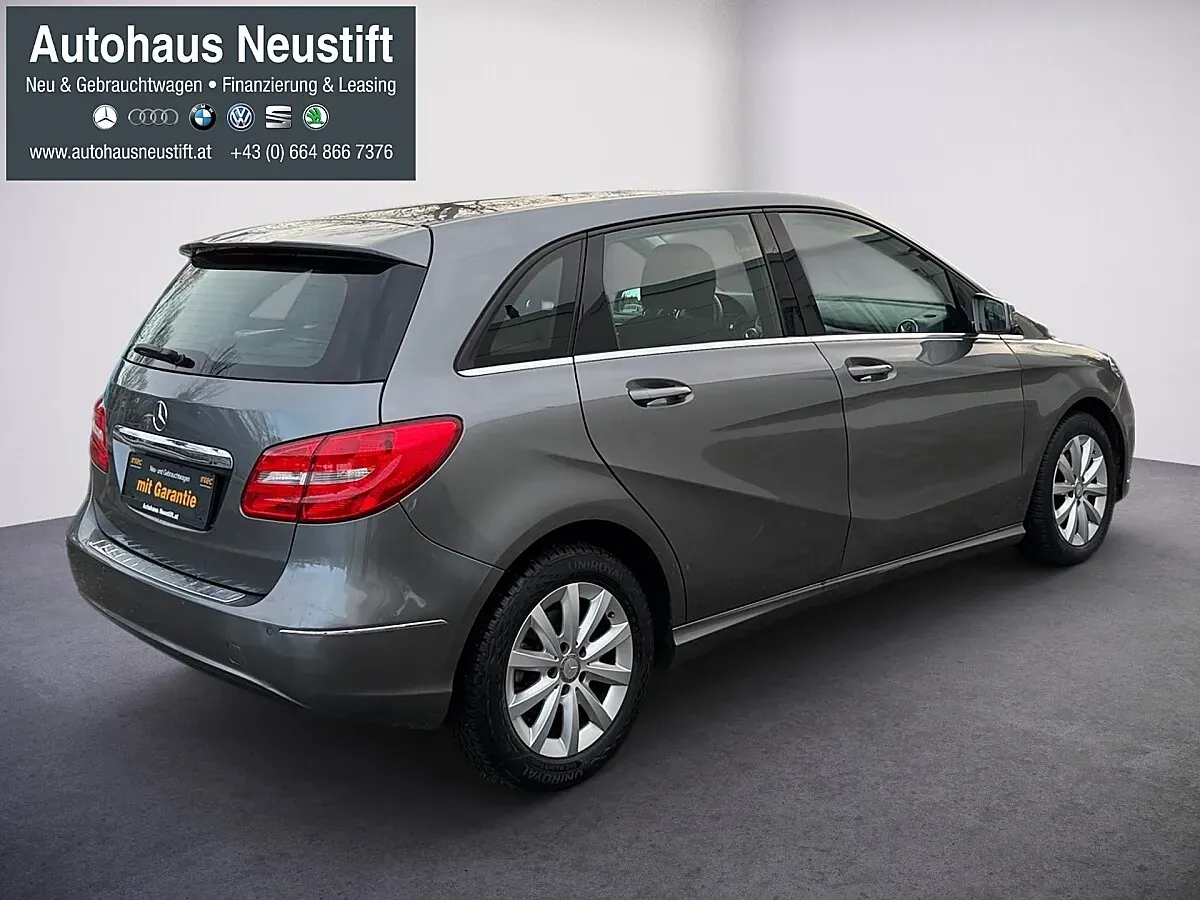 Mercedes-Benz B-Class 2013 photo 3