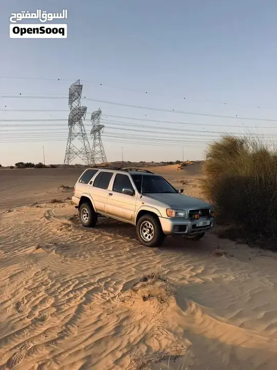 Nissan Pathfinder 2002 photo 2