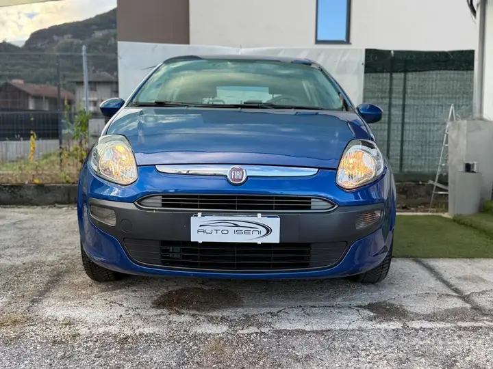 Fiat Punto Evo 2010 photo 2