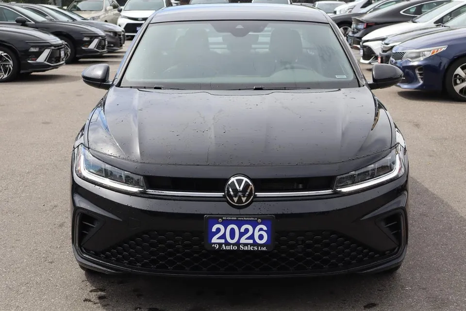 Volkswagen Jetta 2026 photo 2