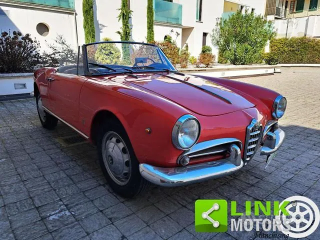 Alfa Romeo Giulietta Spider 1961 photo 4