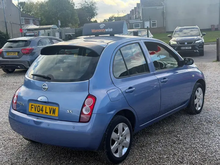Nissan Micra 2004 photo 4