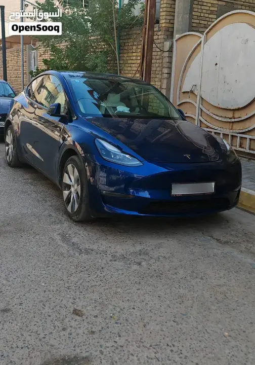 Tesla Model Y 2023 photo 3