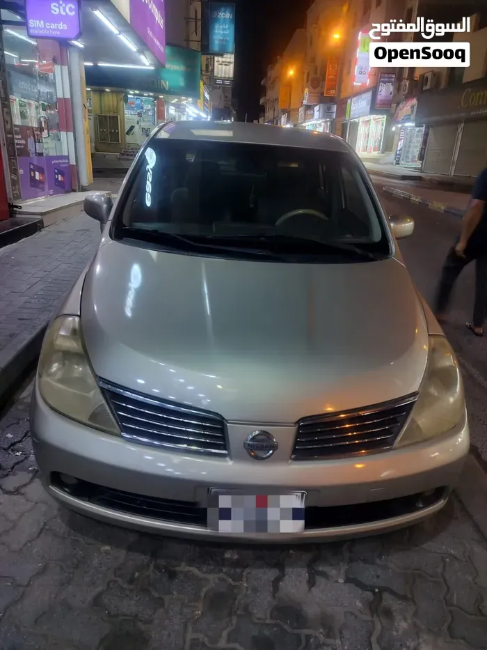 Nissan Tiida 2007 photo 2