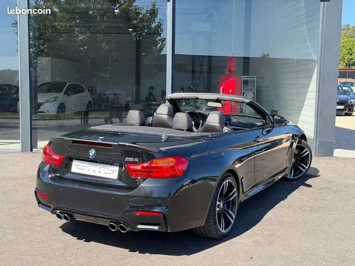 BMW M4 2016 photo 4