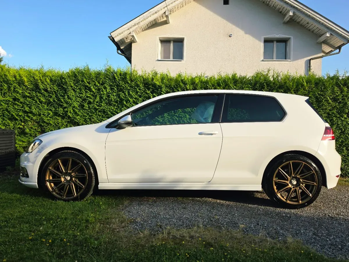 Volkswagen Golf 2016 photo 2