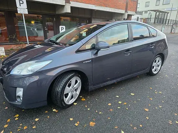 Toyota Prius 2010 photo 2