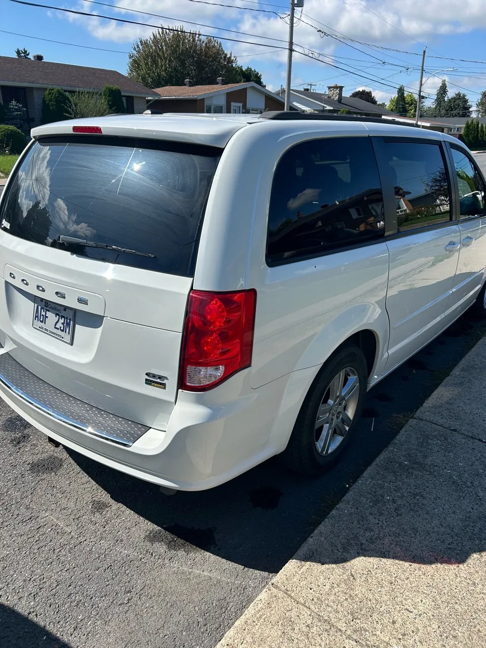 Dodge Caravan 2017 photo 2