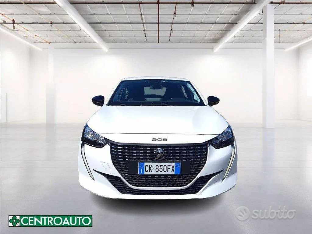 Peugeot 208 2022 photo 2