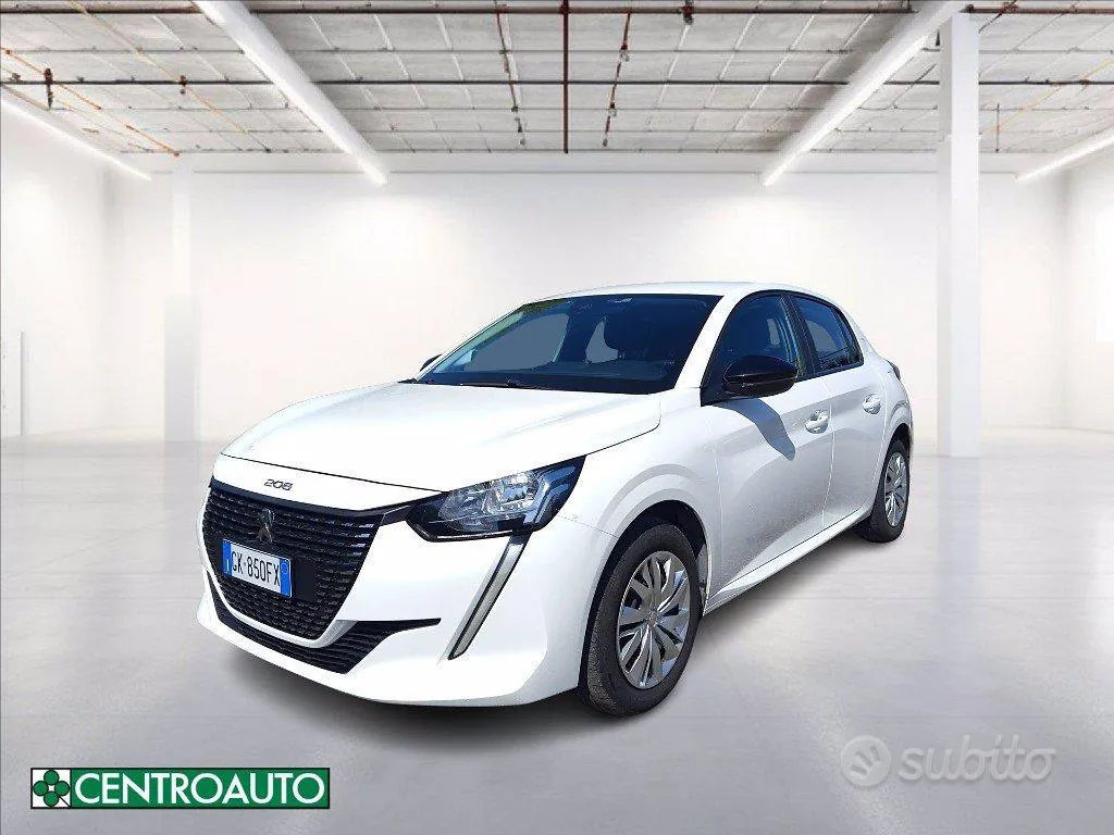 Peugeot 208 2022 photo 3