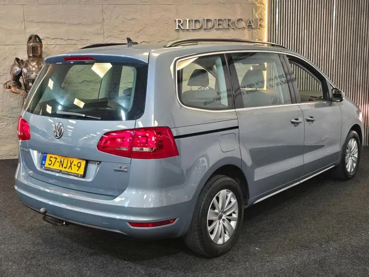 Volkswagen Sharan 2010 photo 2