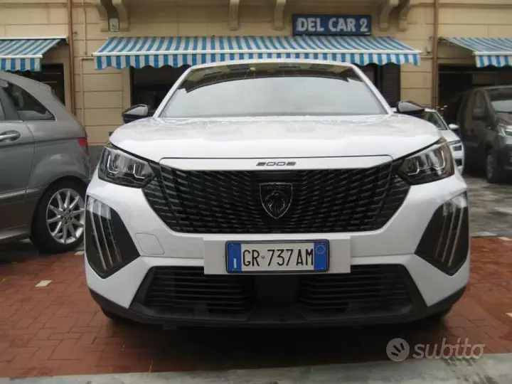 Peugeot 2008 2023 photo 3