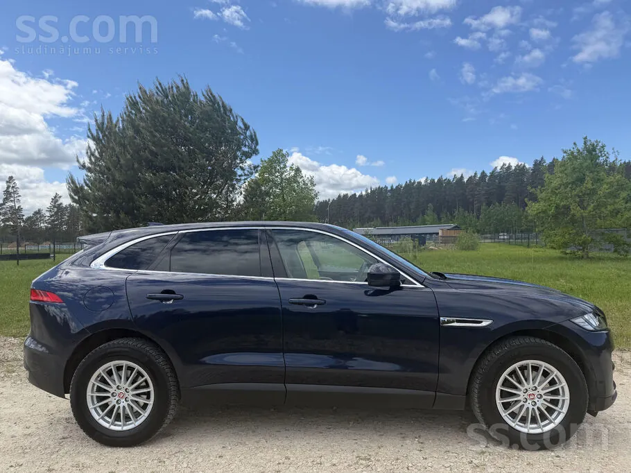 Jaguar F-Pace 2018 photo 3