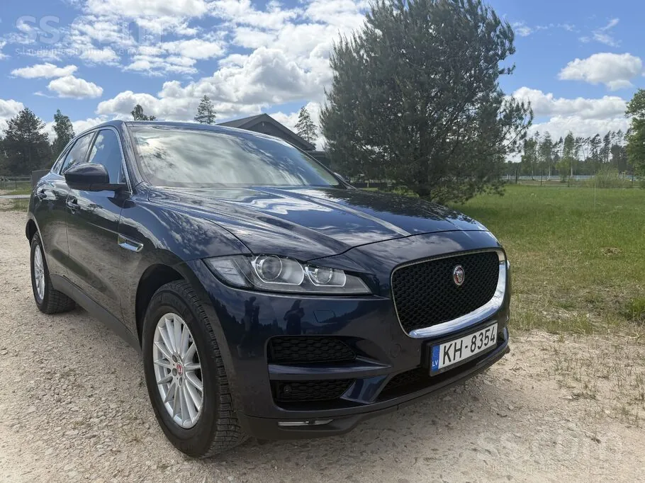 Jaguar F-Pace