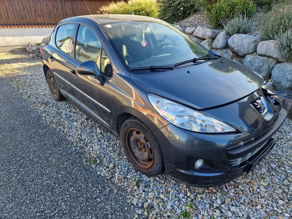 Peugeot 207