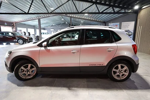 Volkswagen Polo 2012 photo 4