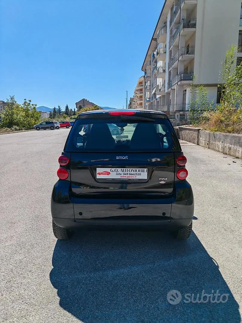Smart Fortwo 2010 photo 3