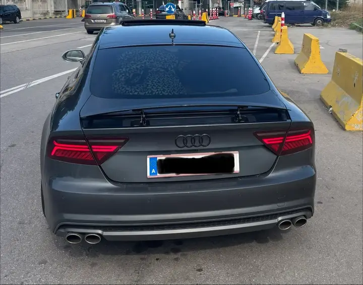 Audi A7 2014 photo 2