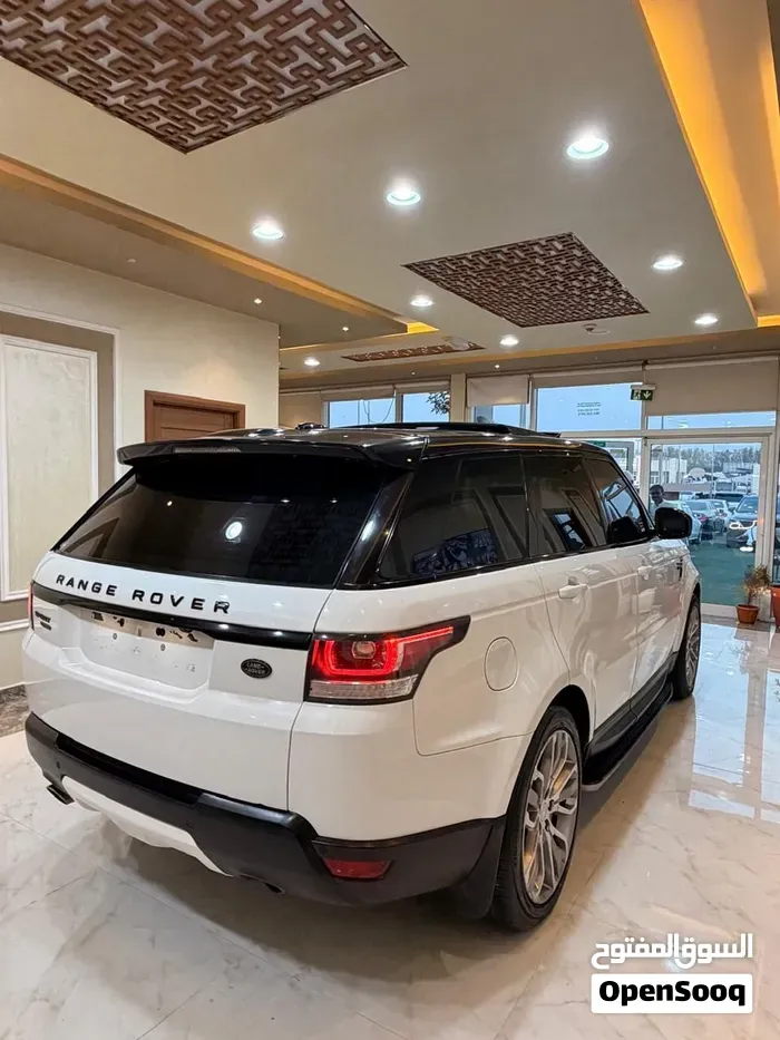 Land Rover Range Rover Sport 2015 photo 4