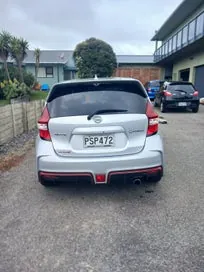 Nissan Note 2018 photo 4