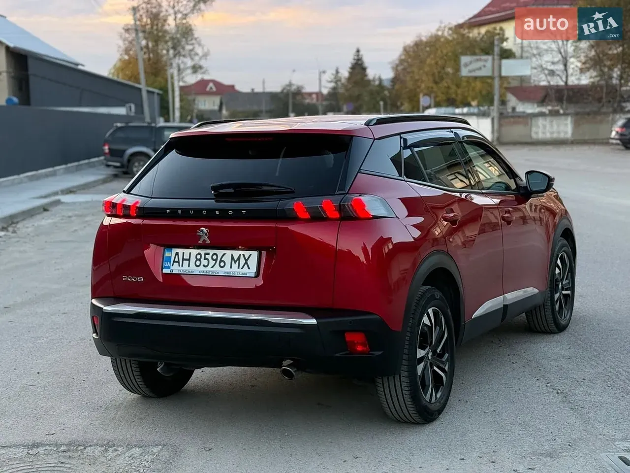 Peugeot 2008 2020 photo 4