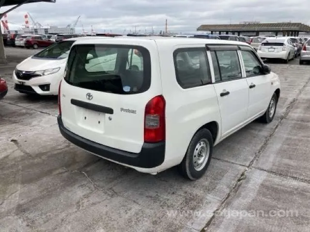 Toyota Probox 2012 photo 4