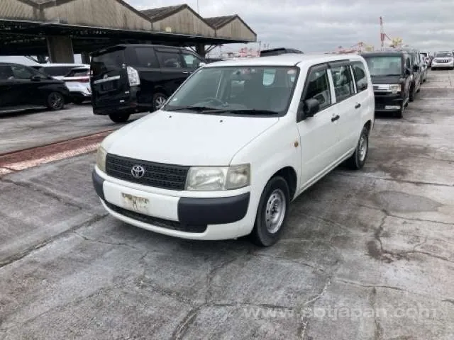 Toyota Probox 2012 photo 2