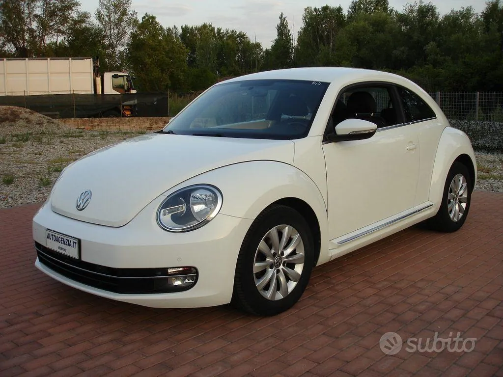 Volkswagen Maggiolino 2012 photo 3