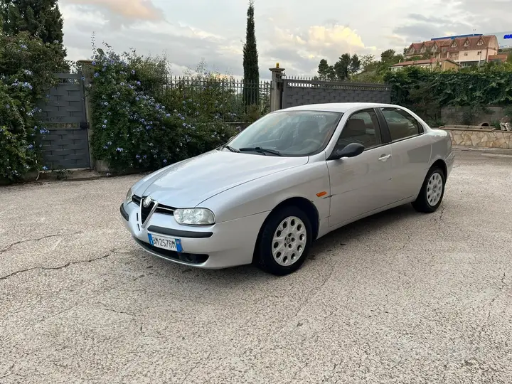 Alfa Romeo 156 2000 photo 2