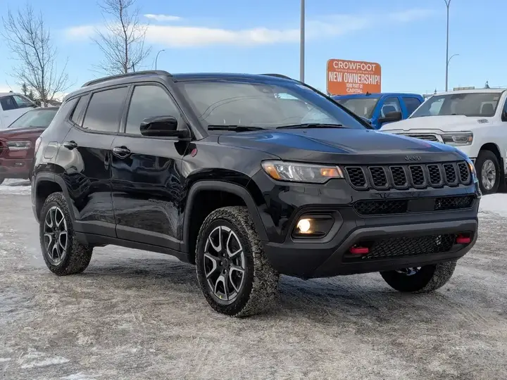 Jeep Compass 2026 photo 2