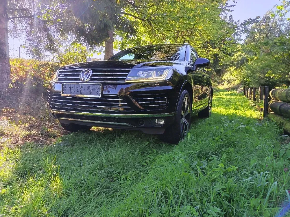 Volkswagen Touareg 2015 photo 3