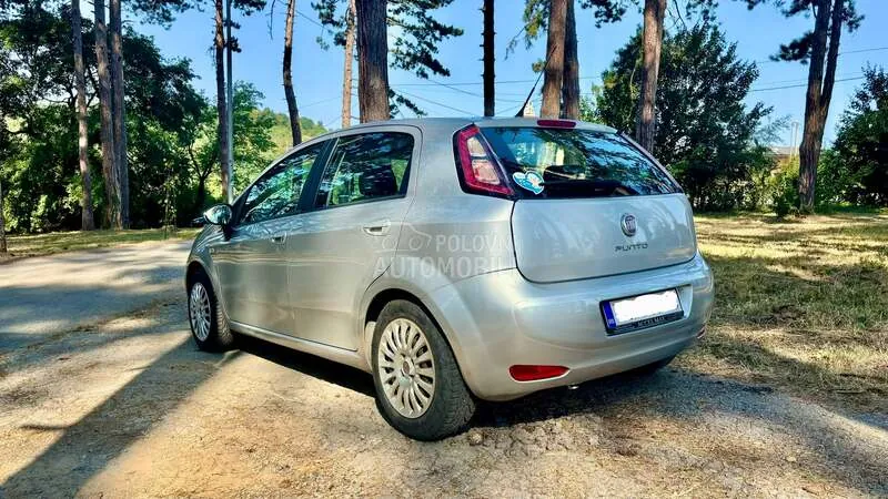 Fiat Punto 2012 photo 5