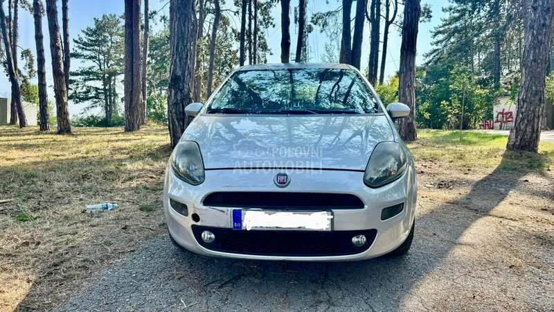 Fiat Punto 2012 photo 3