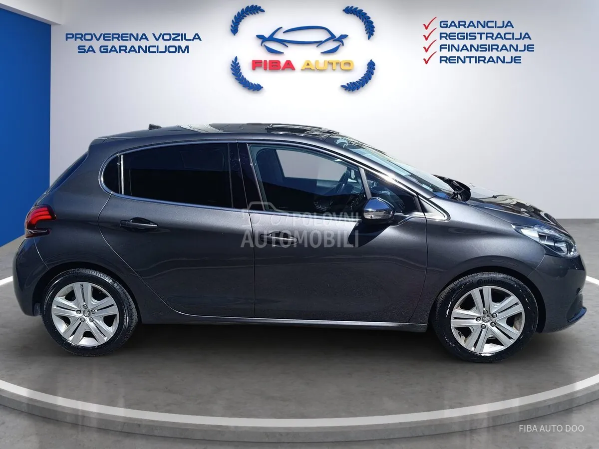 Peugeot 208 2019 photo 4