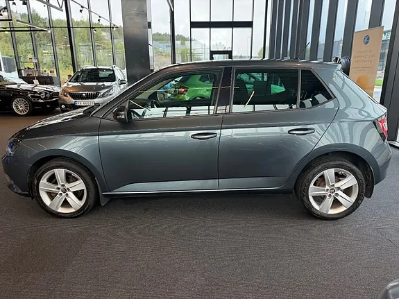 Skoda Fabia 2015 photo 4