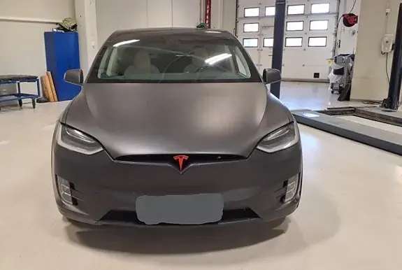 Tesla Model X 2018 photo 3