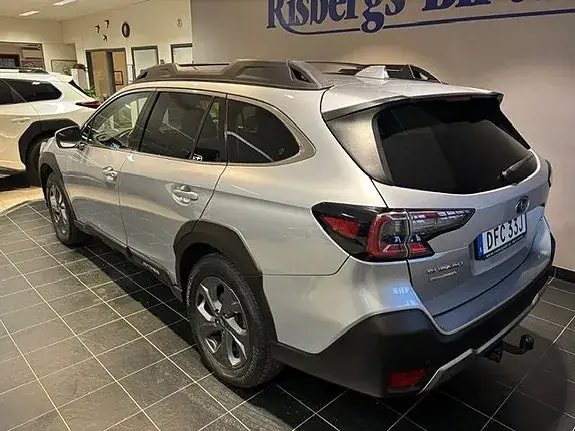 Subaru Outback 2022 photo 4