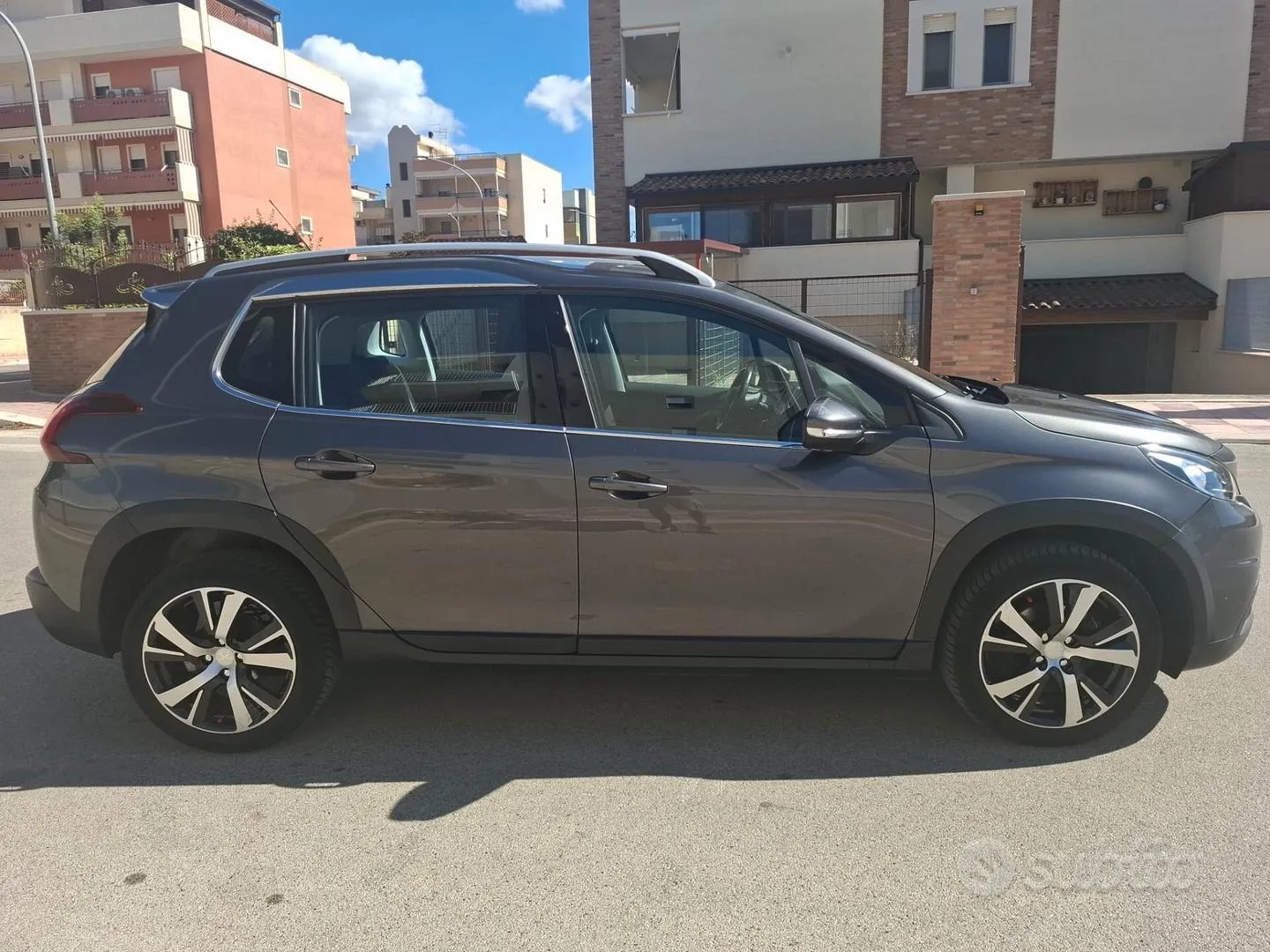 Peugeot 2008 2019 photo 5