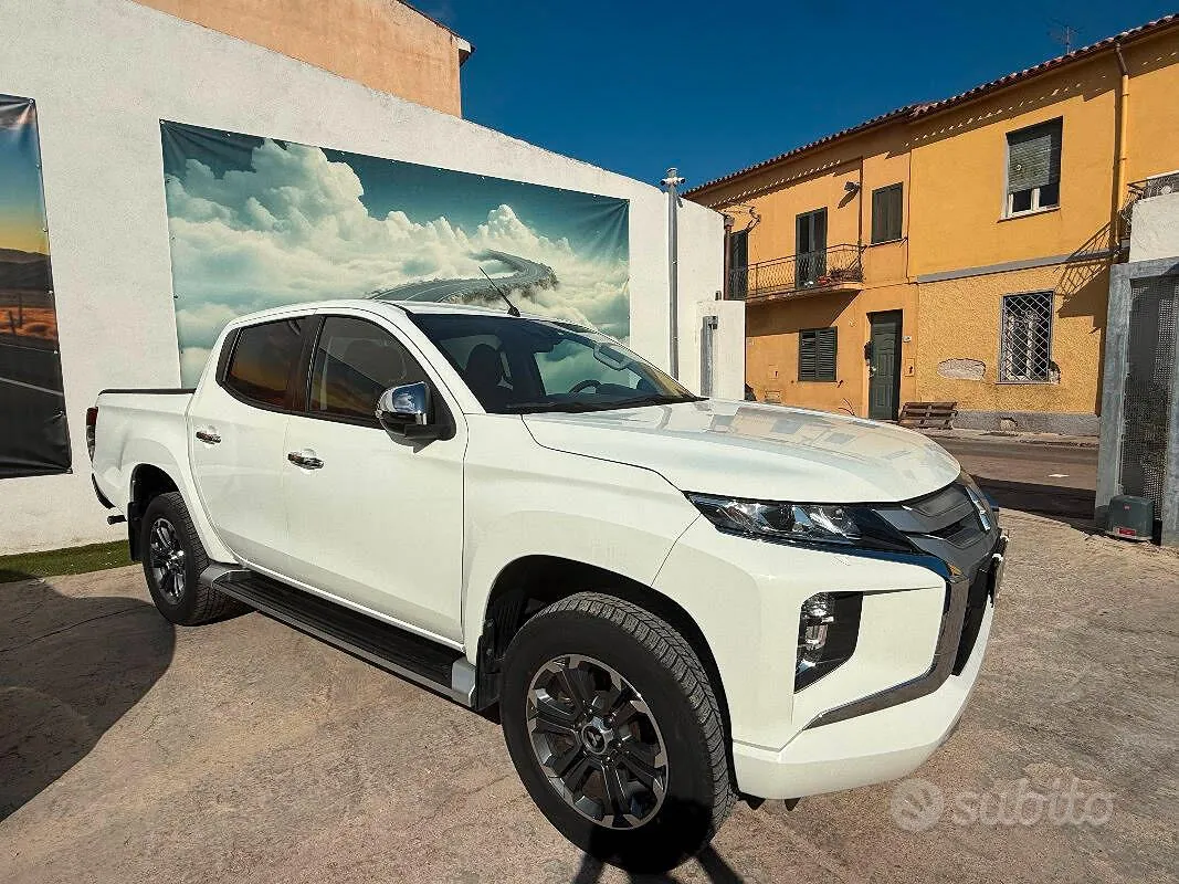 Mitsubishi L200 2022 photo 4