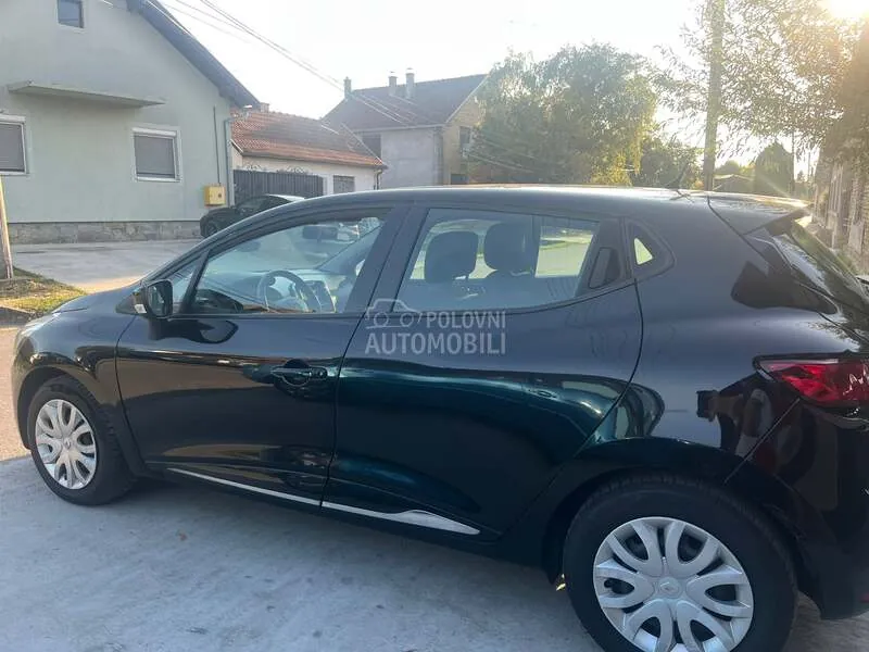 Renault Clio 2015 photo 2