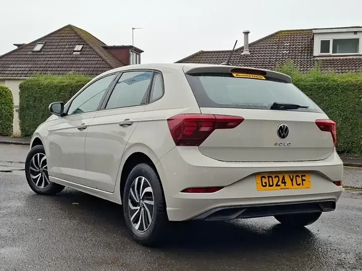 Volkswagen Polo 2024 photo 2