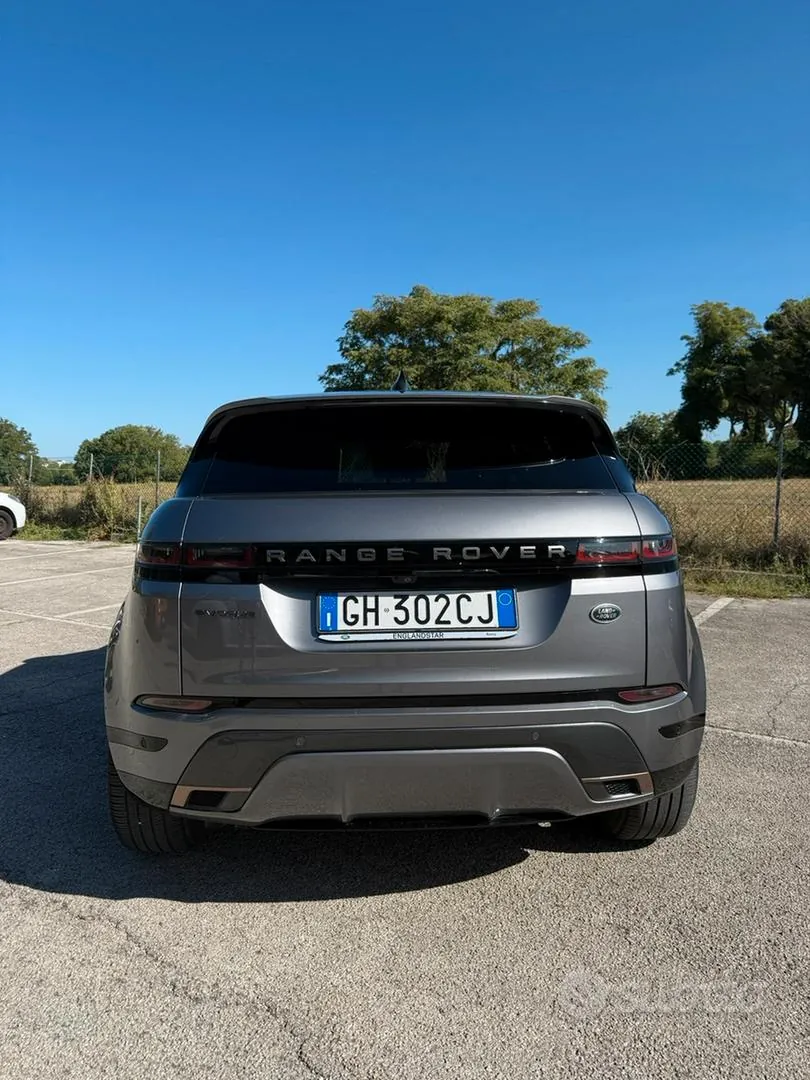 Land Rover Range Rover Evoque 2021 photo 2