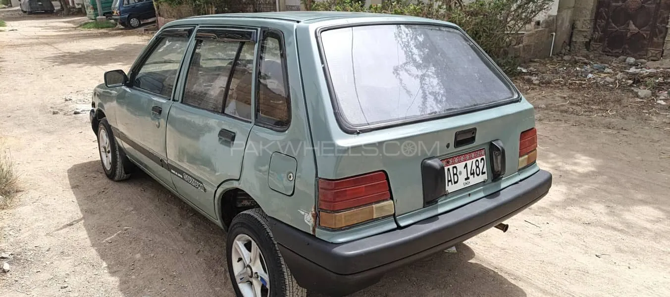 Suzuki Khyber
