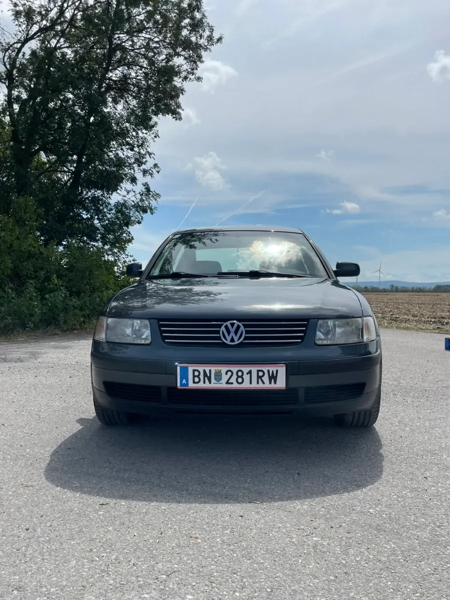 Volkswagen Passat 2000 photo 3