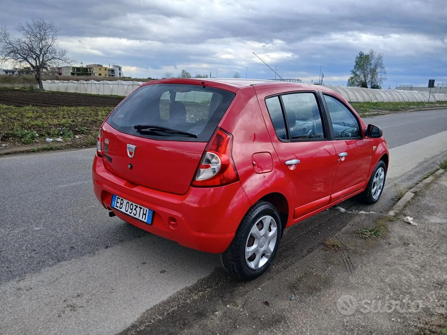 Dacia Sandero 2010 photo 4