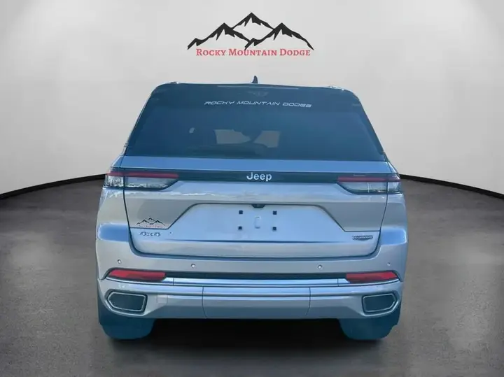 Jeep Grand Cherokee 2024 photo 3