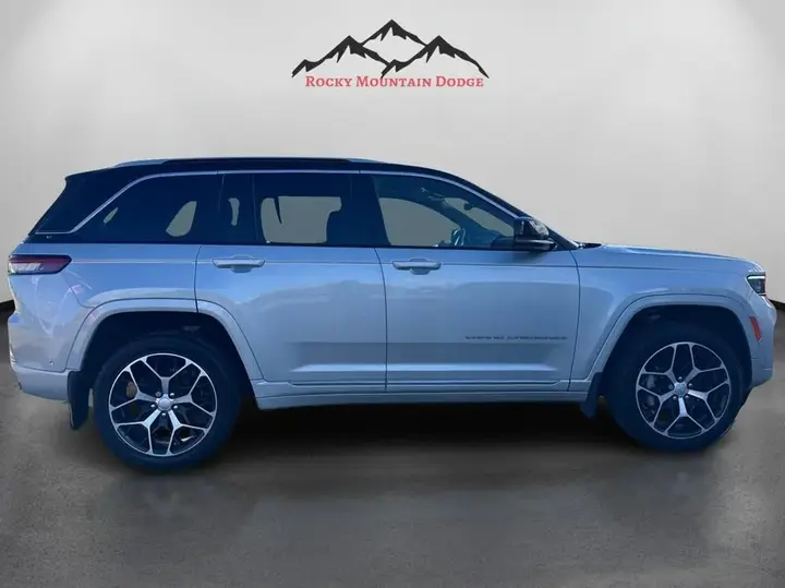 Jeep Grand Cherokee 2024 photo 5
